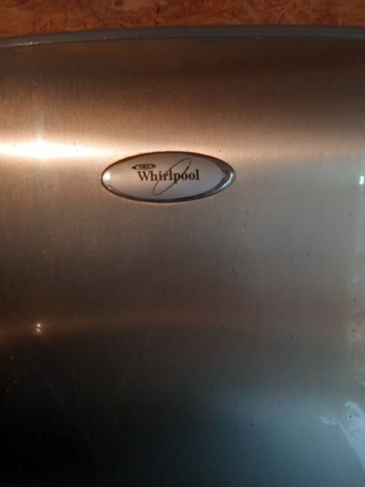 Frigider Whirlpool