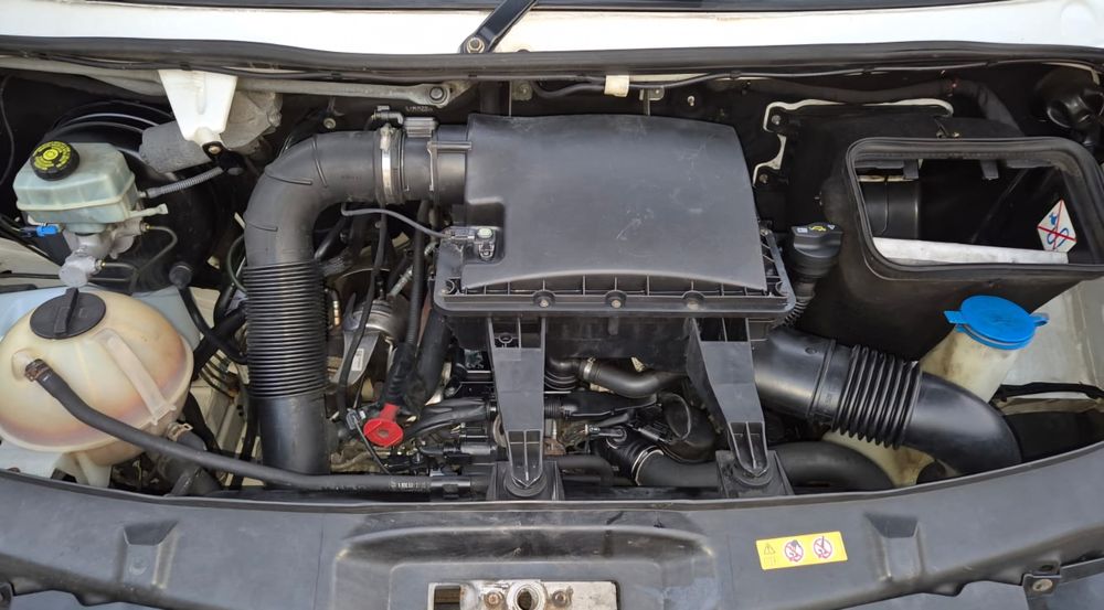 Vând motor mecedes 2,2,euro 5 complet, se poate auzi
