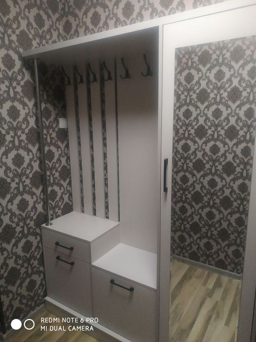 Продаетса  прихожка !!!