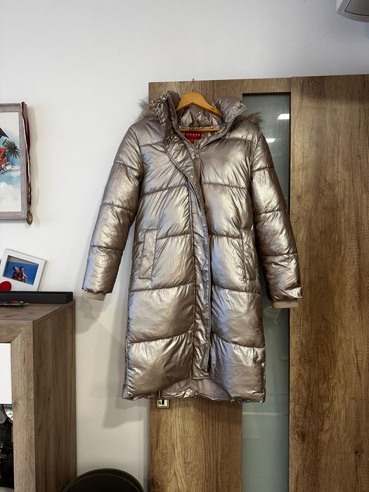 Дълго зимно яке Guess