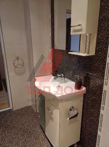 Прекрасен! Нов! Двустаен! Колхозен пазар! Втори етаж! Код 74428