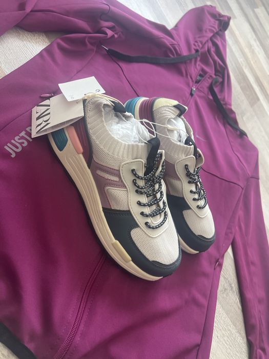 Нови маратонки Zara плюс горно на Nike