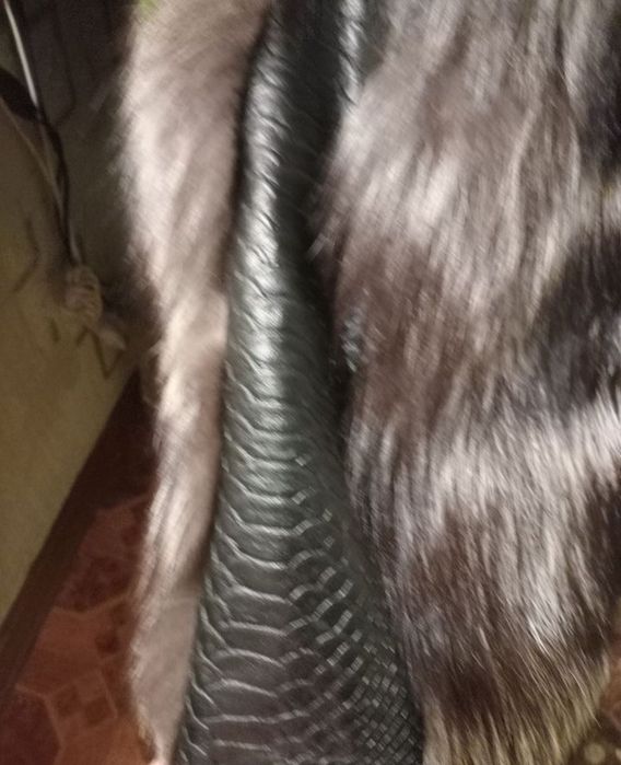 Палта от сребърна лисица