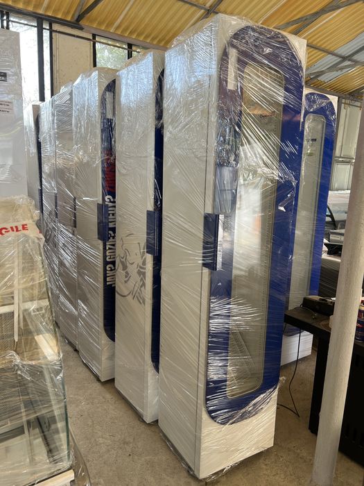 Vitria frigorifica sucuri/bauturi cu lumina led