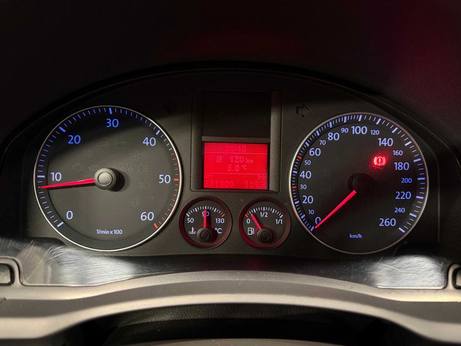 VW Golf V 2004 2L TDI