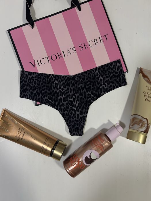 Victoria`s Secret оригинални безшевни бикини, тип прашки S размер