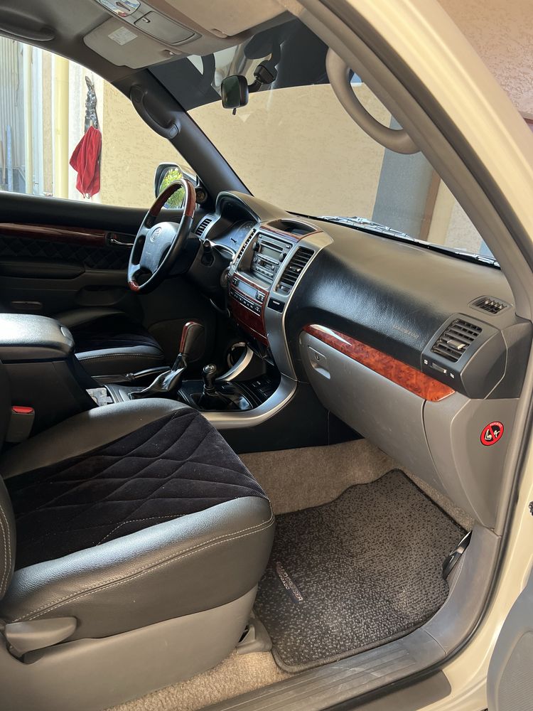 Toyota prado 120