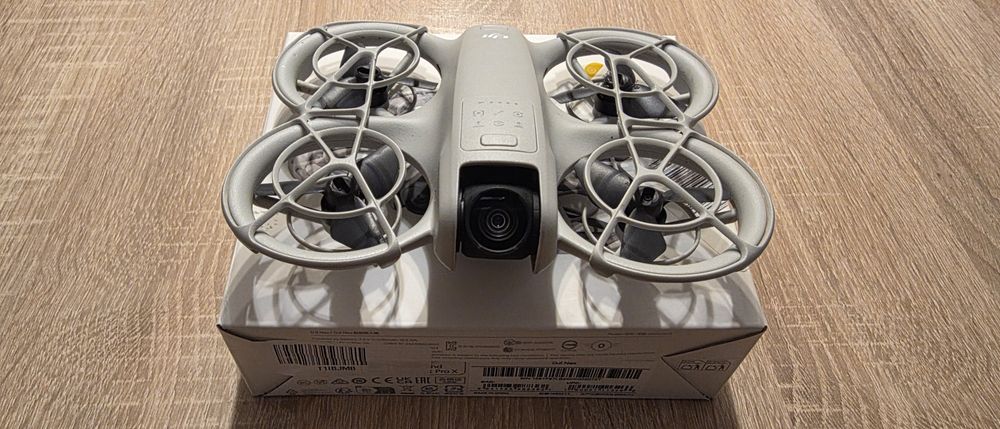 Vand Drona DJI Neo + Pachet Fly More Combo