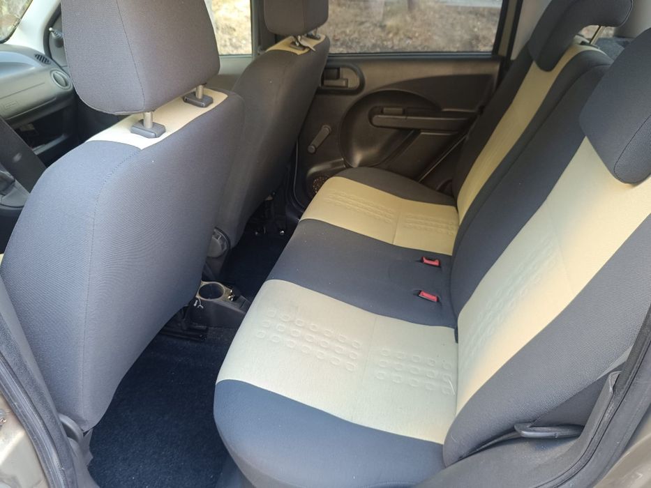 Фиат Панда 2011 година