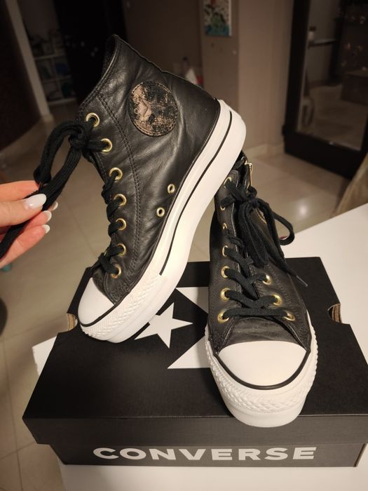 Converse Chuck Taylor piele