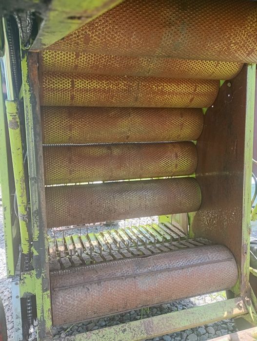 Sipma, Claas Rollant 44, balotiera rotunda, marime baloti 120*120