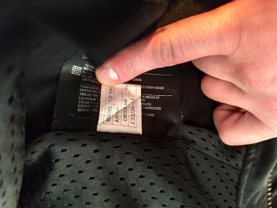 Мото екип от две части