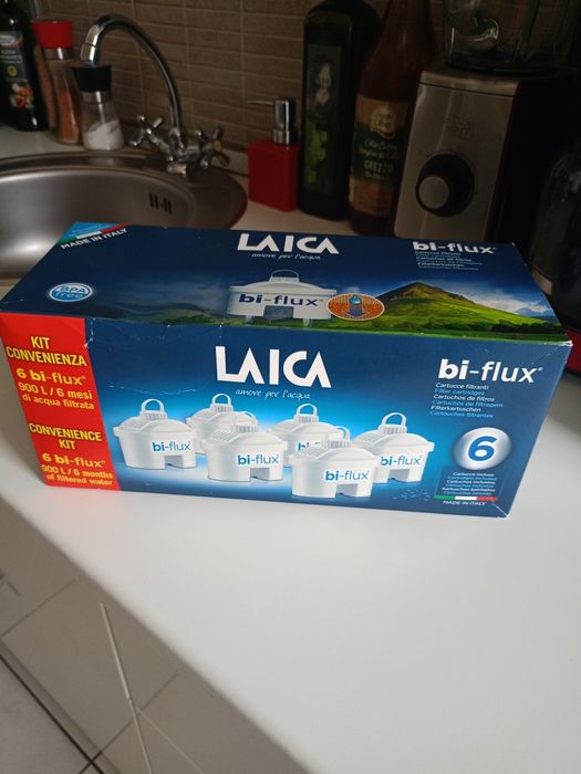 Vând cartușe filtru apa Laica set 6 buc.
