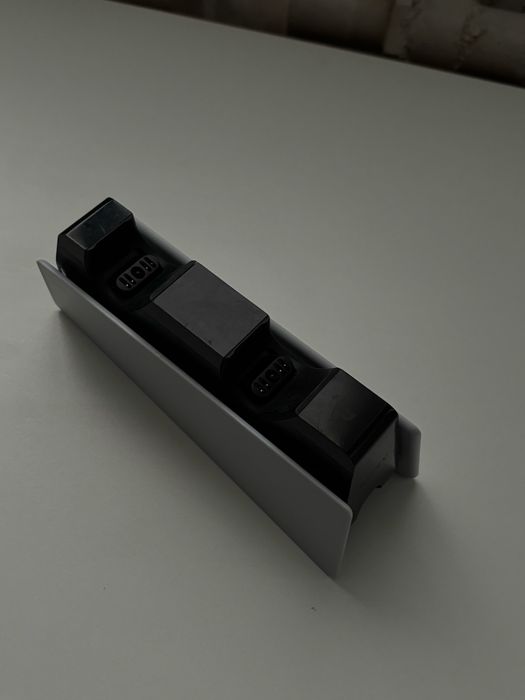 Абсолютно новый Оригинальный зарядная станция Dualsense SONY для пс5