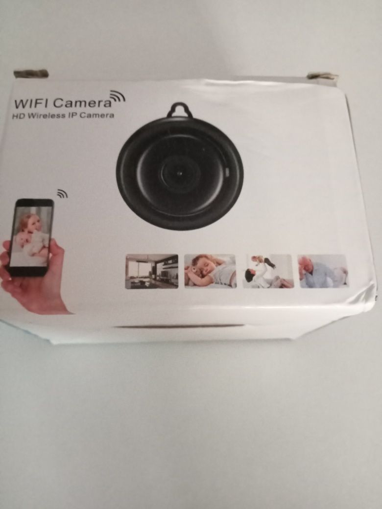 Wifi camera pentru bebelusi supraveghere.