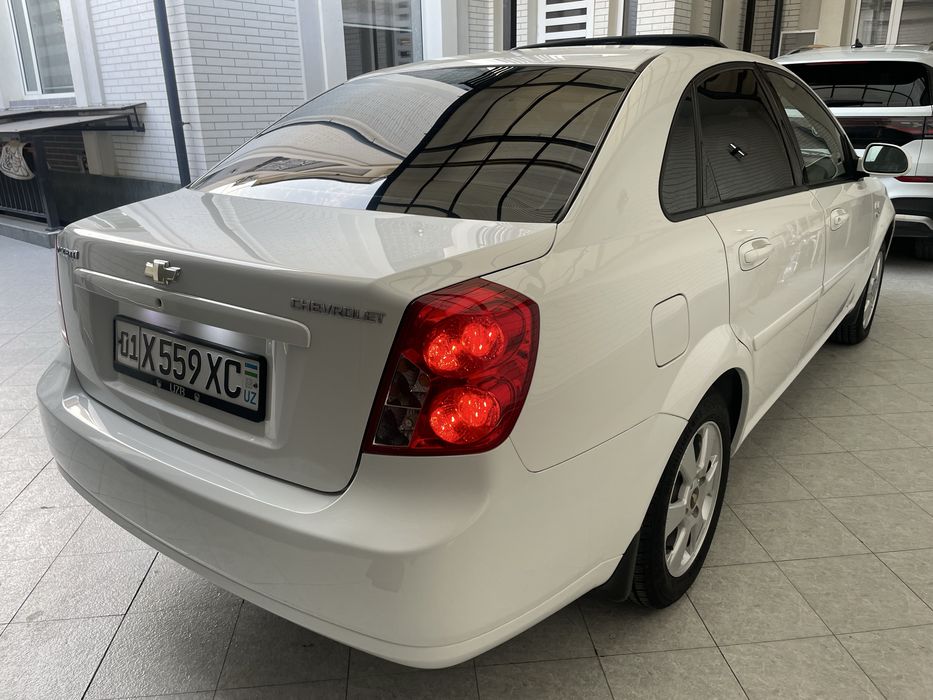 Lasetti  1.6   Kraska toza.