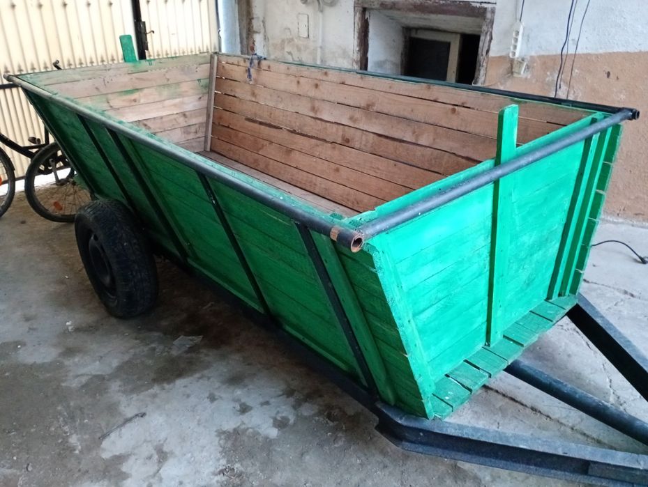 Remorca mono acxa lungime 3 metri cu sistem de frânare cu grup