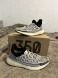 YEEZY 350 V2 cmpct