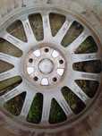 Vând jante pe 17 originale VW cu cauciucuri de iarnă  profil 6mm.