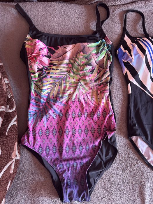 Costume de baie intregi