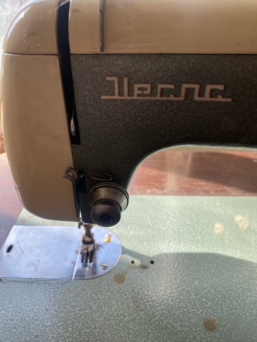 Masina de cusut Ileana