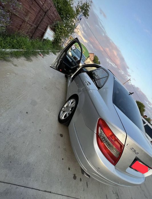 Mercedes-Benz  C-Class  W204