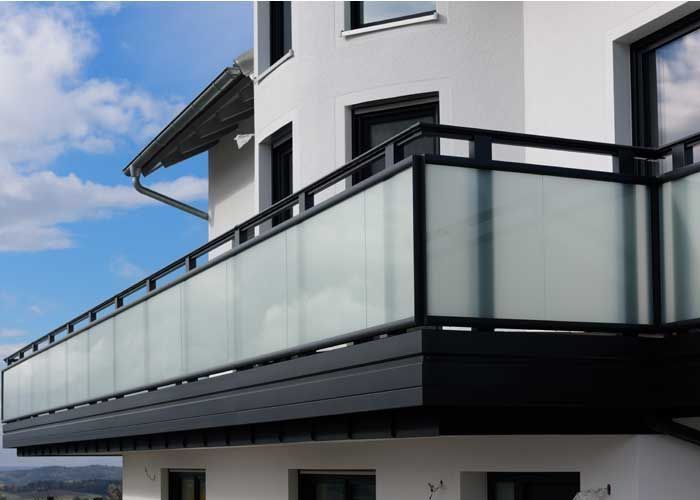 Ойнали перила,навес,дарвоза