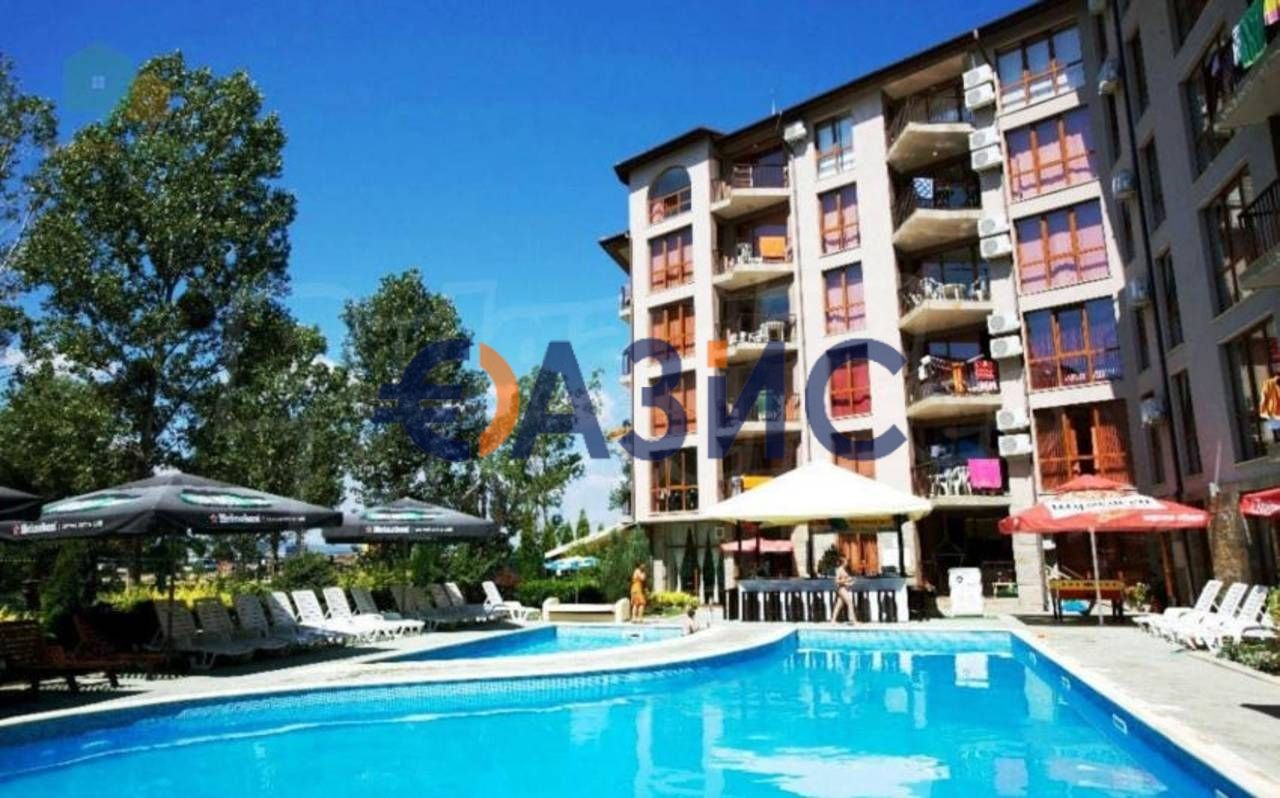 Продава се Двустаен апартамент в к.к. Слънчев бряг - 50 кв.м за 1190 €/кв.м - Снимка #9