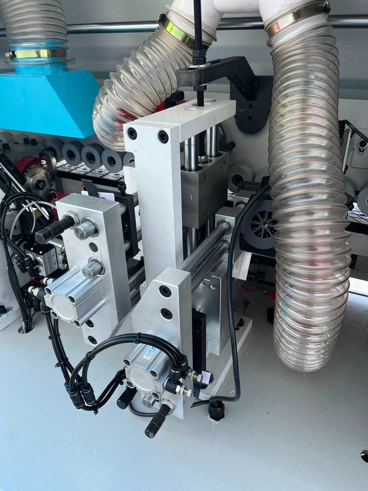 Автоматична кантираща машина (Употребявана, в отлично състояние)