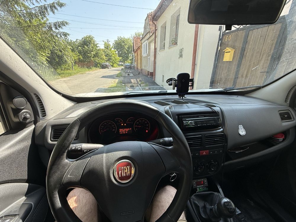Fiat Doblo Frigorific 2011 303000 km