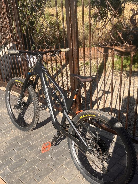 Vand sau schimb bicicleta full suspension canyon spectral al. 6