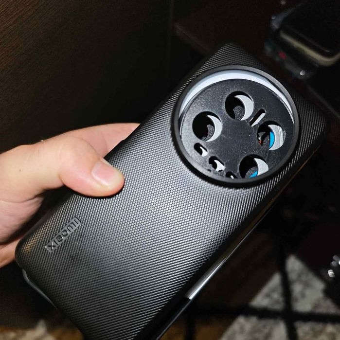 Huse Xiaomi 14 ultra