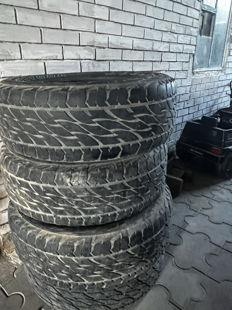 Продам шины грязывые
