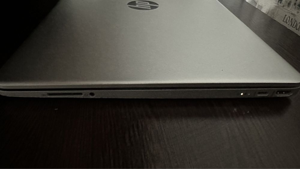 Ноутбук HP с отпечатком пальца
