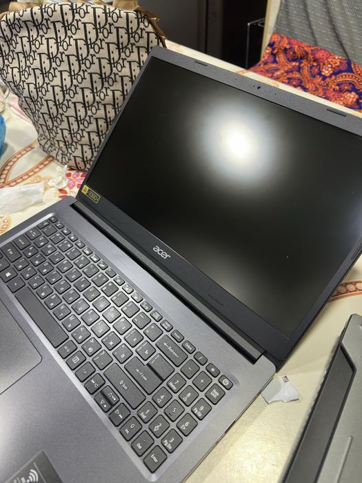Acer Aspire 3 128/1TB