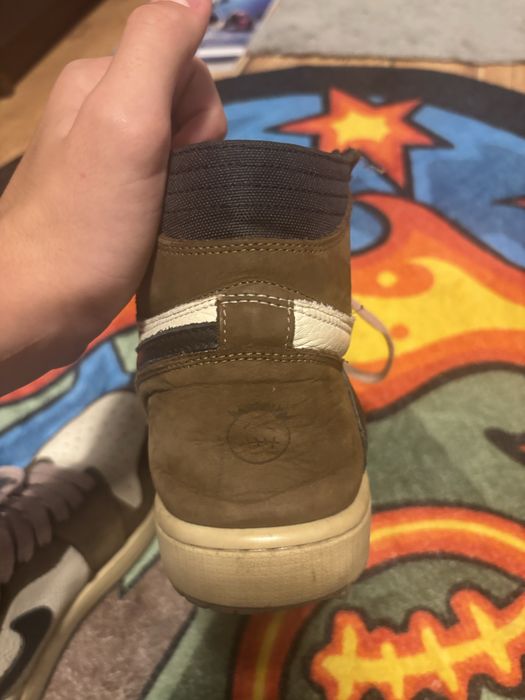 Air jordan 1 travis scott. PRET NEGOCIABIL!!!