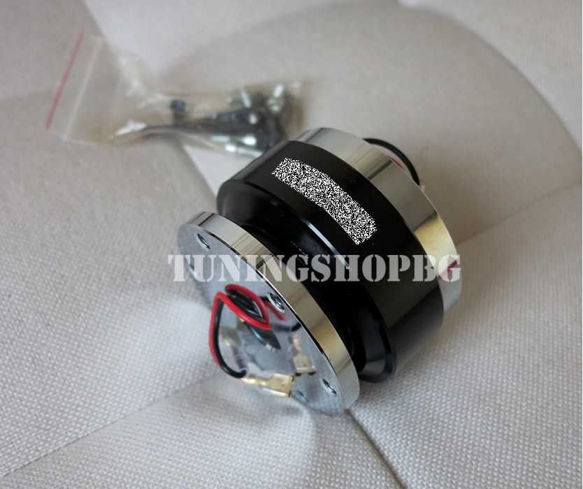 Фланец за бързо сваляне на волан - черен / червен!ПРОМО До изчерпване!