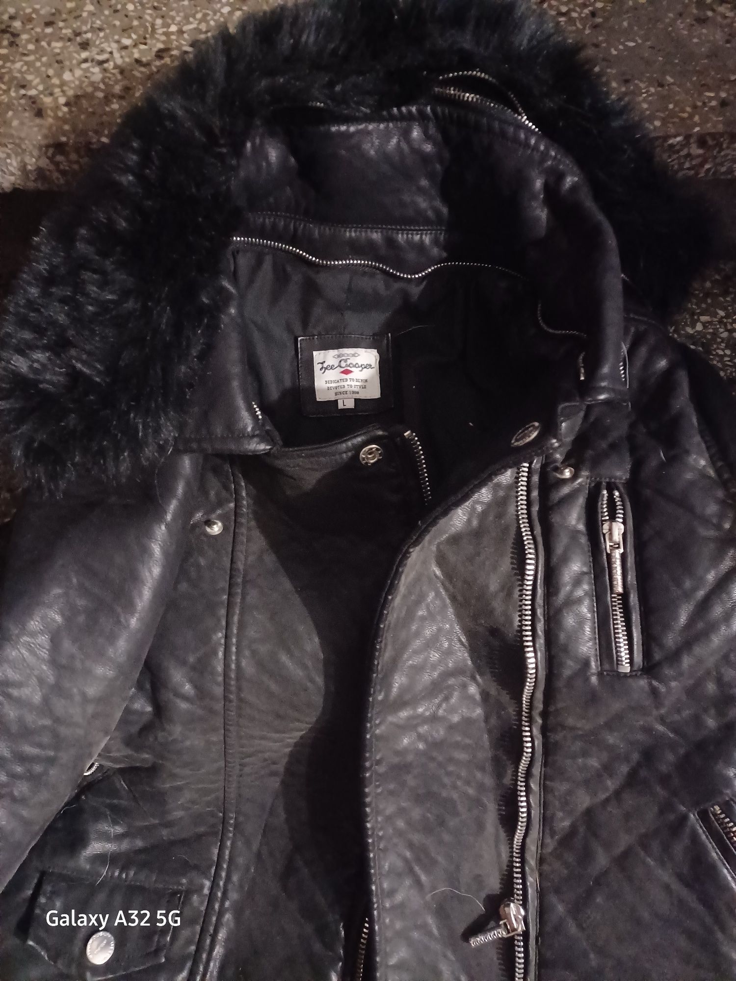 Черно кожено дамско  яке