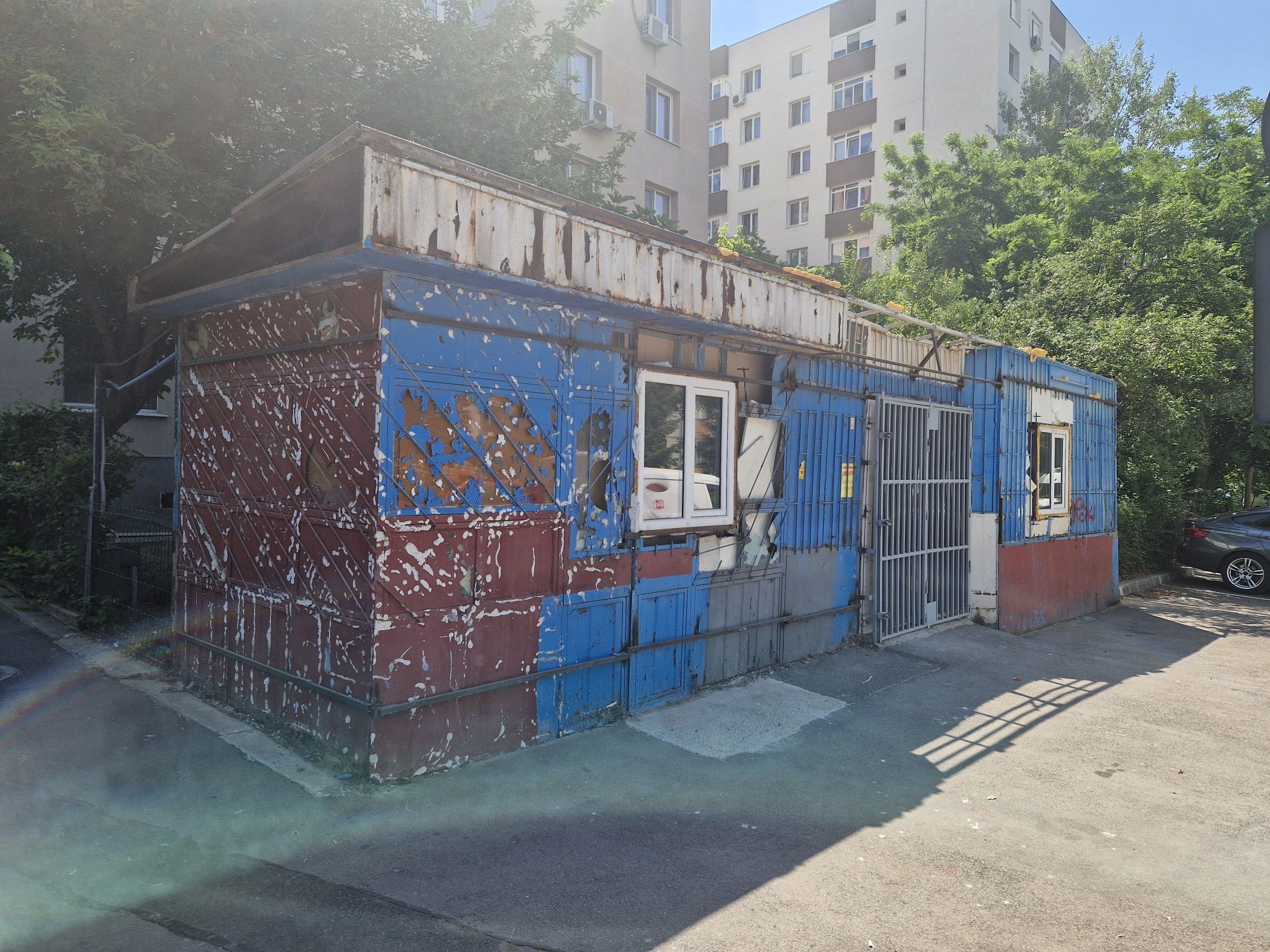 Vand chiosc  din fier
