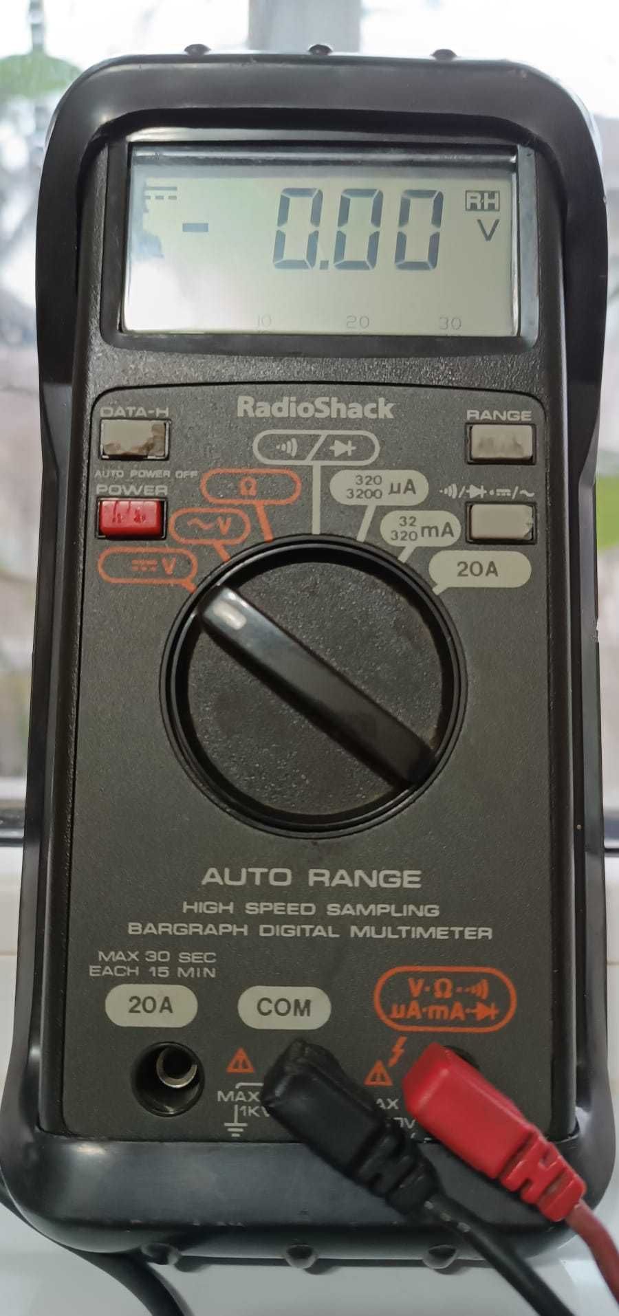 Multimetru digital RadioShack 22-178 (Fabricat in America)