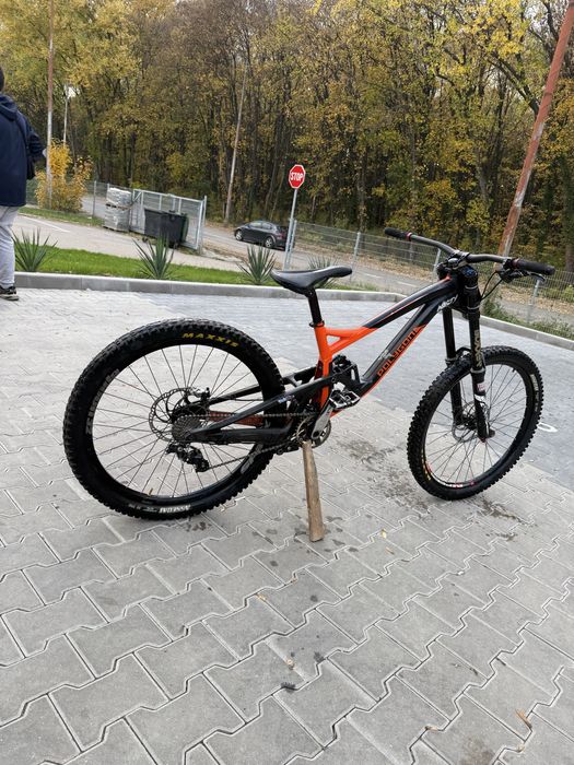 колело Polygon colosus dh9 2019