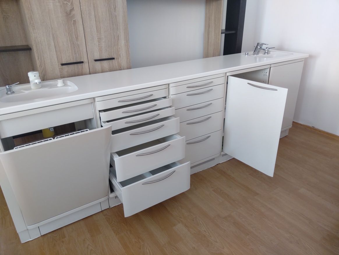 Mobilier metalic  cabinet stomatologic