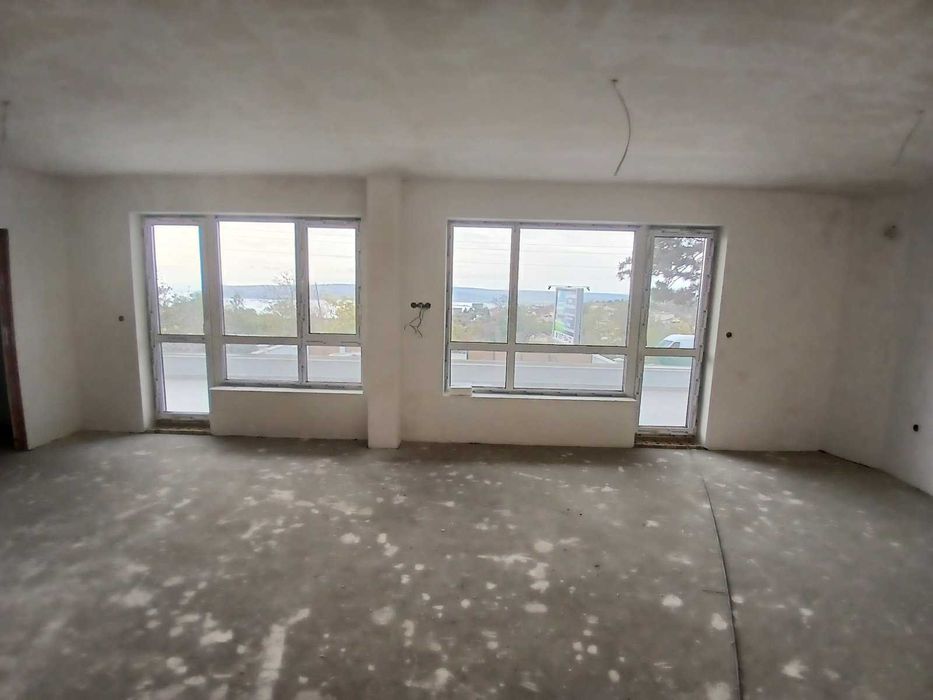 Многостаен в Варна-Бриз площ 151 цена 265000