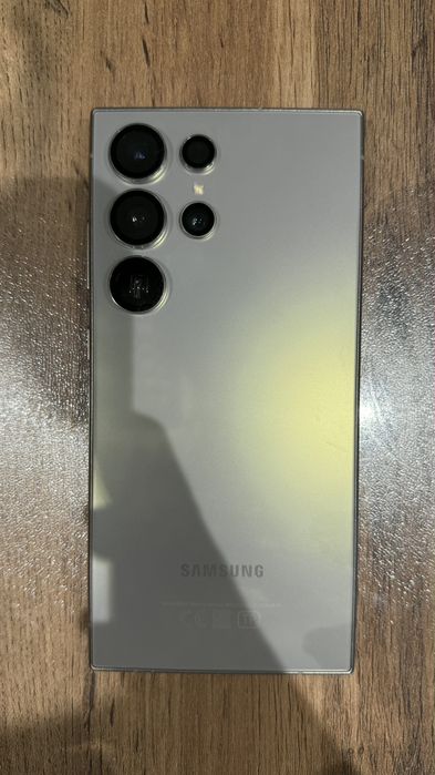 Срочно продаётся Samsung S24 ultra