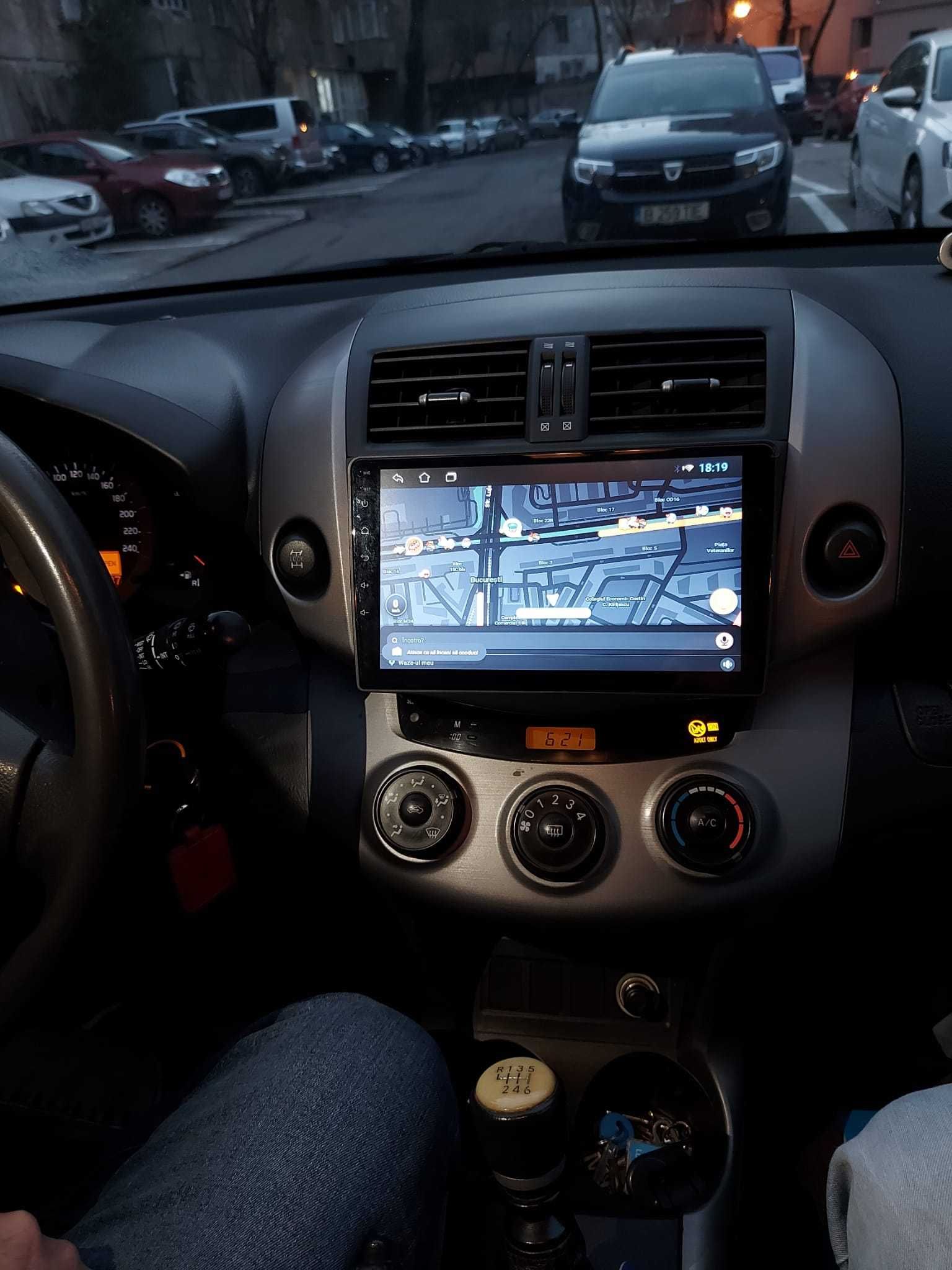 Navigatie Android Toyota RAV4 Waze YouTube GPS BT USB