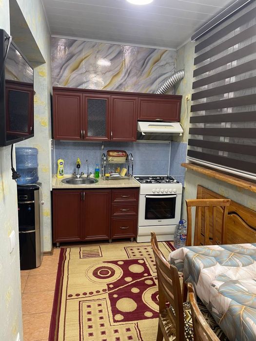 Аренда, семейным. Юнусабад-4. 2/2/4 (кирпичный дом)