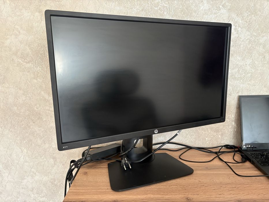 Монитор HP Z27s UHD IPS Display