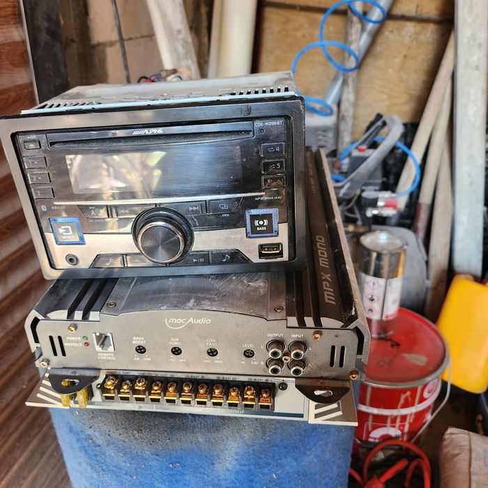 Amplificator auto cd player  mac audio magnat alpine