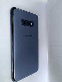 Samsung S10e дефект в экране
