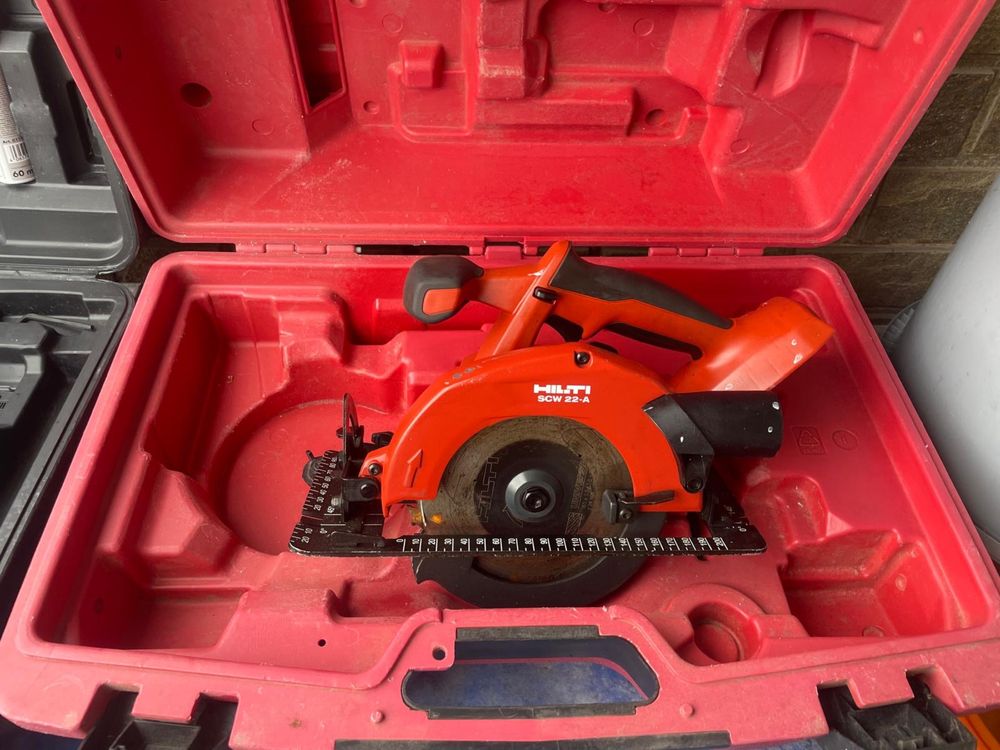 Акумулаторен комплект Hilti